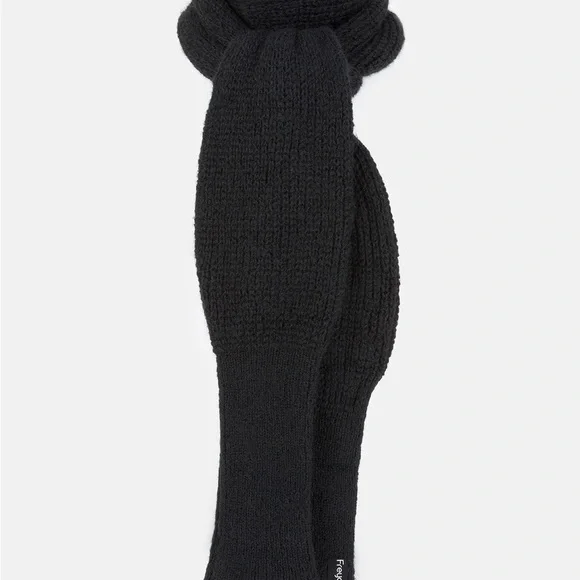 NWT FREYA HARPER Lush Black Sweater Scarf Shrug Indulgently Soft w/a Mohair look